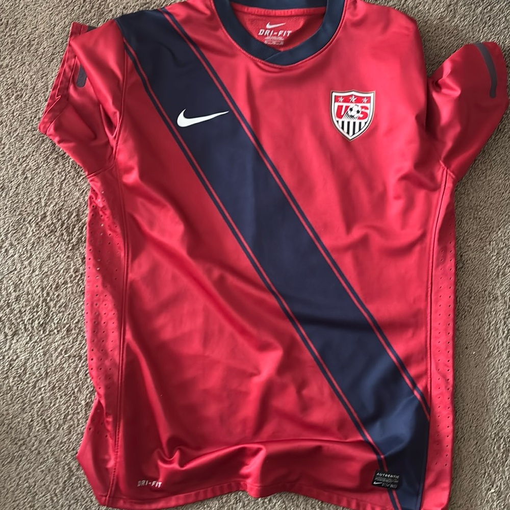 Men’s Xl USA Soccer Team Jersey